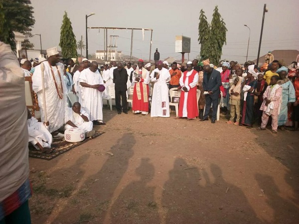 ‘God Is The Almighty King Of Kings’-Ooni Of Ife Says As He Joins Christians Prayers [Photos]