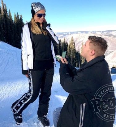 Paris Hilton and Her Boyfriend, Confirms Their Engagement with Lovely Photos