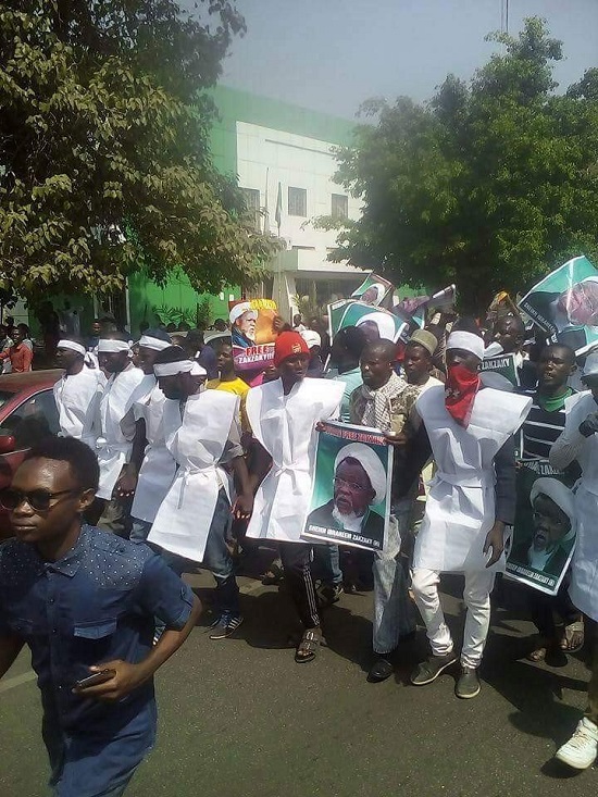 Photos News: Police Throw Teargas At Protesting Shiite Members In Abuja