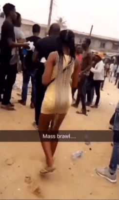 Yahoo Boy Spotted Fighting Friends Who Abandoned Him After Going Broke