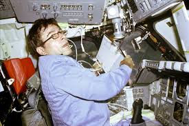 John Young, Most Experienced' Astronaut, Dies At 87