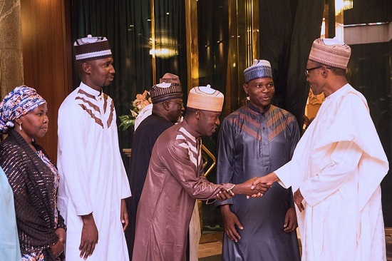 President Buhari Meets UNIMAID Lecturers and Women Recently Rescued from Boko Haram