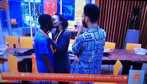 #BBNaija2018: Anto Spotted Kissing Lolu Passionately After Saturday Night Party
