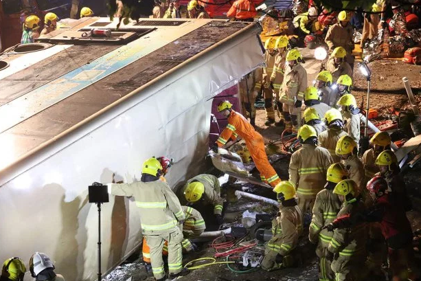 18 Dead and Many Injured After High-Speed Double-Decker Bus Crash in Hong Kong