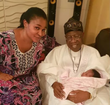 You Shouldn’t Have Allowed Lai Mohammed Carry Her Children, Ladies Tell Her Friend