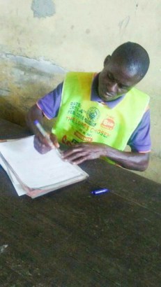 Lord’s Chosen Pastor Forcefully Collects 2 Guns from Armed Robbers [Photos]