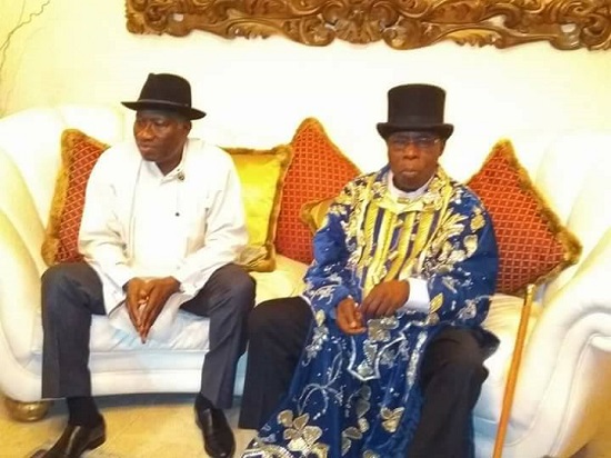 Obasanjo Visits Goodluck Jonathan and His Wife Patience in Their Otueke Home [Photos]