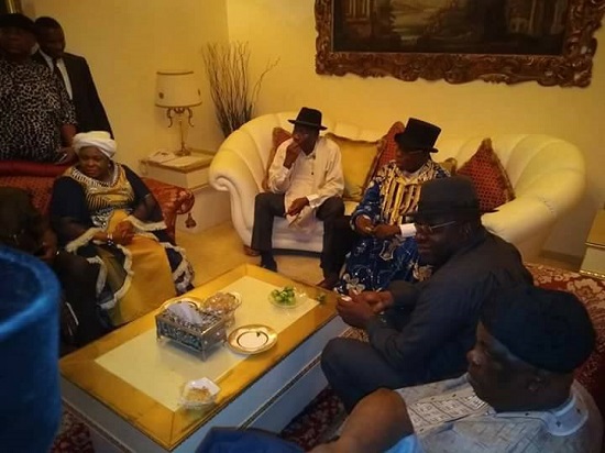 Obasanjo Visits Goodluck Jonathan and His Wife Patience in Their Otueke Home [Photos]