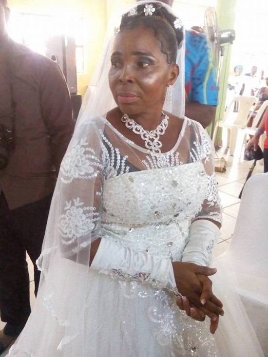 50-Year-Old Woman Weds for The First Time in Port Harcourt [See Photos]