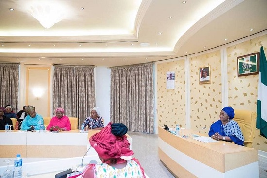 President Wife, Aisha Buhari Meets with APC Women Leaders [Photos]