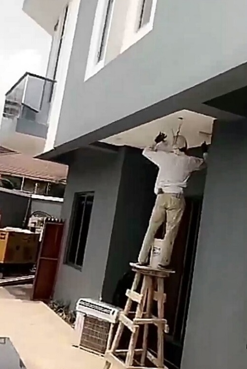 Banky W shows off his Lekki Mansion with His Initial ‘W’ Engraved in The Swimming Pool [photos]