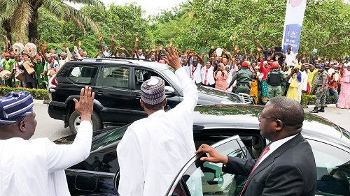 More  photos of Lagosians that came out in mass to welcome President Buhari