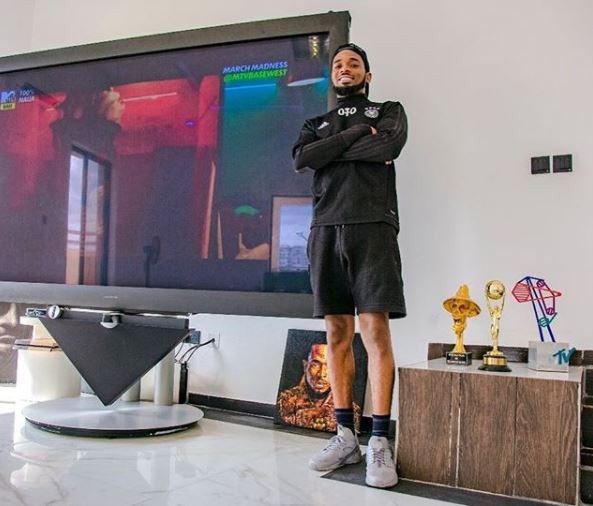 Dbanj Moves in to His New Mansion in Ikoyi [Photos]