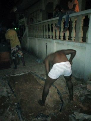 Man Forced by Imo State Govt. To Exhume His Late Parents’ Remains Over Road Expansion [Photos]