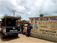 Mentally Unstable Man Butchers Two Students During Break Period Mentally Unstable Man Butchers Two Students During Break Period