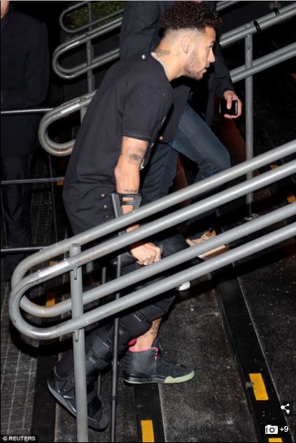 Injured Neymar Hits the Town to Attend Birthday Bash with Crutches in Brazil [Photos]