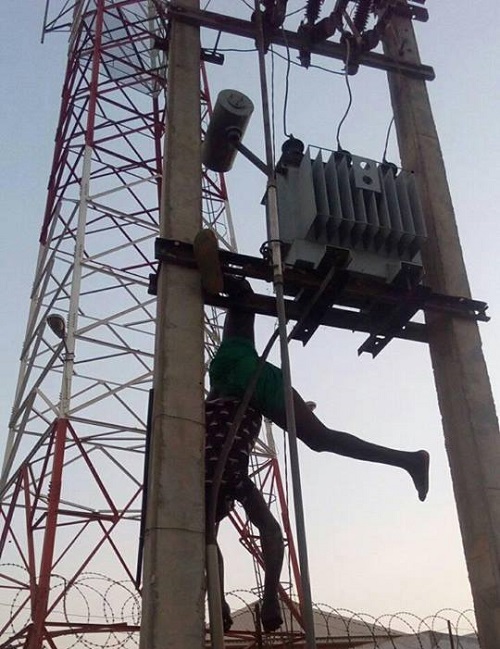 Vandal Electrocuted While Trying to Steal from Transformer in Kaduna [Photos]
