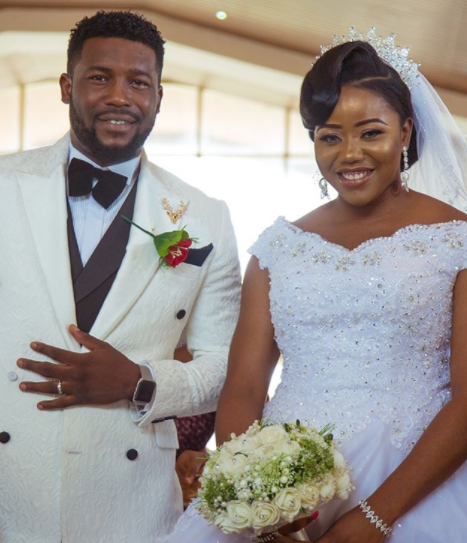 Uche Uwaezeapu, Gulder Ultimate Search VI Winner, Weds His Girlfriend Who Slid into His DM [Photos]