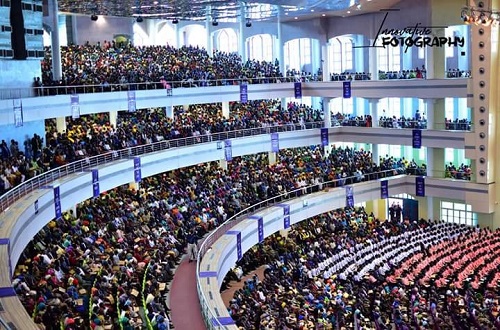Twitter Influencer, Wale Gates Trolls Newly Unveiled Deeper Life Bible Church Auditorium