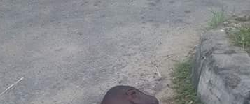 Severed Head Of Unidentified Young Man Found At The Roadside In Delta State [Graphic Photo]