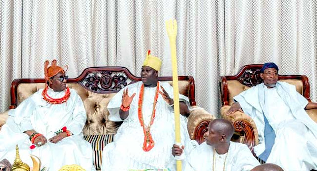 Oba of Benin Makes a record breaking Visit to Ife After 37 Years [photos]