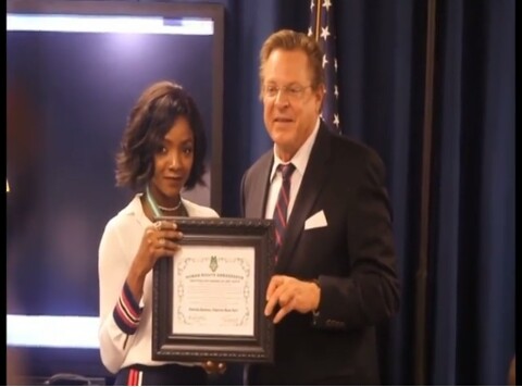 Talented, award winning musician, Simi has just been decorated by the U.S consul general as human rights ambassador from Nigeria.