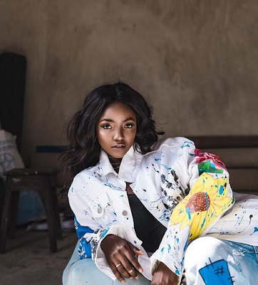 Simi Shares Beautiful Photos to Celebrate Her Birthday [Photos] 