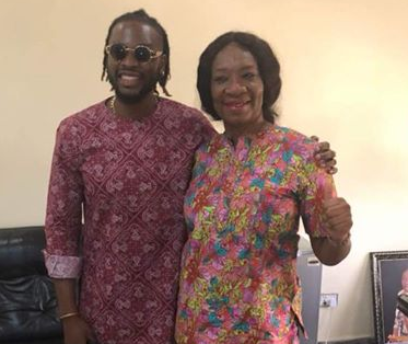 #BBNaija: Ex-housemate, Teddy A poses with his mother