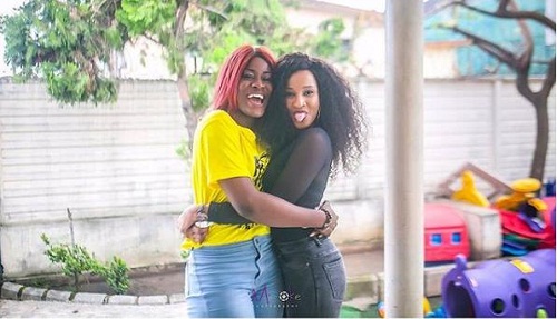 bbbnaija-photos-adesua-etomi-alex-visits-orphanage-celebrate-childrens-day