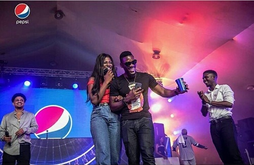 #BBNaija: Watch The Romantic Moment Tobi Confessed His Undying Love For Alex [Video]