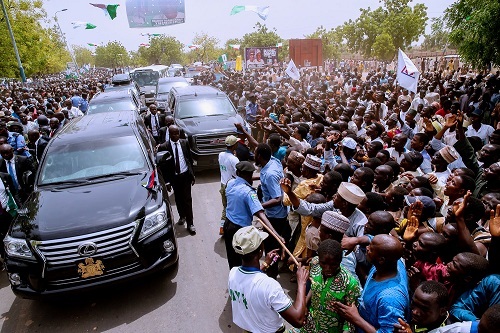 You need to see the Massive Crowd That Welcomed President Buhari to Jigawa State