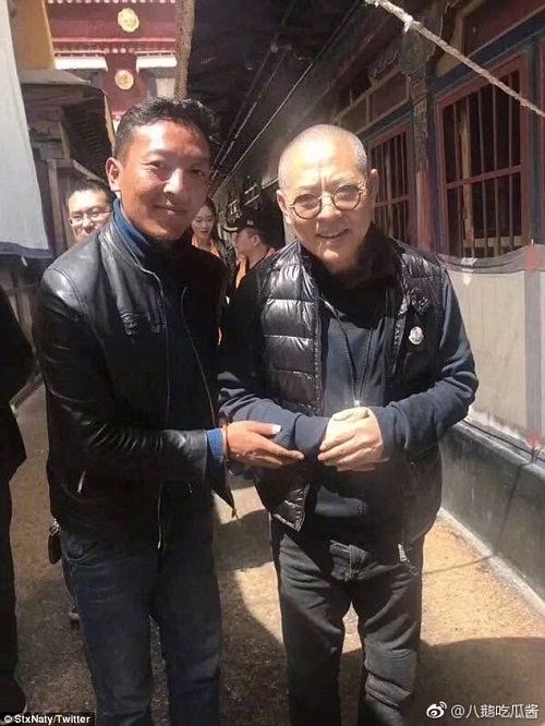 Heart Melting Photos Of Legendary Actor, Jet Li Looking Unrecognizable Amid Battle With 'Hyperthyroidism And Spinal Problems' Surfaces [photos]