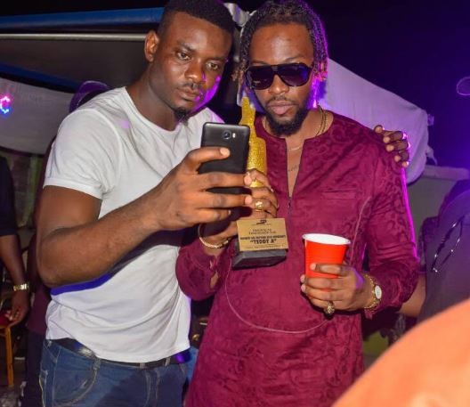 Teddy A Awarded As “Best Big Brother Housemate 2018” At Super Play Pool Party [Photos]