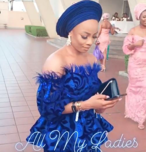 Photos of Toke Makinwa, Gbemi Olagbegi, Others as They Grace Mocheddah’s Wedding in Blue Asoebi 