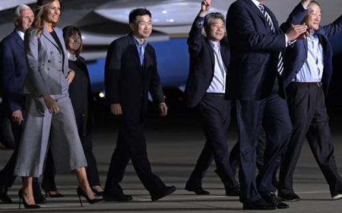 US First Lady Melania Trump to remain In Hospital After Having Kidney Surgery