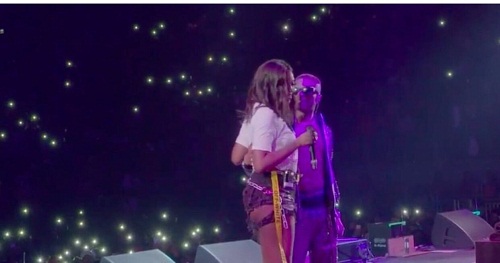 Happy Davido Reacts After Seeing the Crowd Wizkid Pull Out At 02arena In London