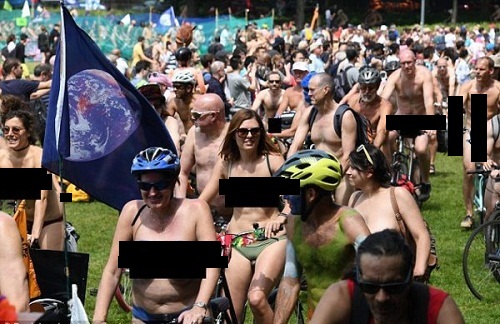 Cyclists Shows It All In The World N@.K. Ð Bike Ride In London [Photos]