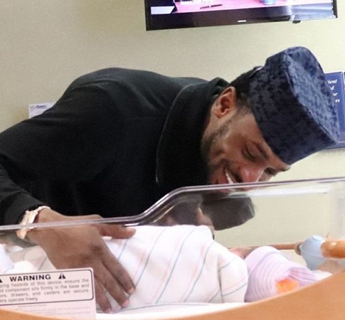 In Tears, Dbanj Thanks Everyone Who Commiserated With Him on the Loss of His Son