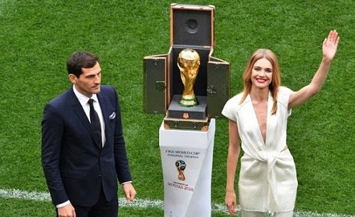 Photos of Famous Goalkeeper Iker Casillas as He Presents World Cup Trophy In Moscow [Photos]