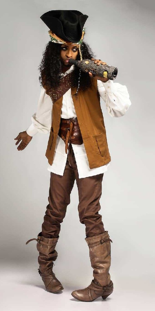 Denrele Edun turns ‘Jack Sparrow’ In New Photos as He Celebrates His 37th Birthday [Photos]