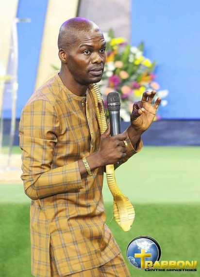 Prophet Lesego Daniel's Of South Africa, Spotted Preaching With A Snake [Photos]