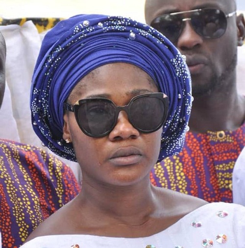 More Photos: Mercy Johnson In Tears As She Buries Her Mom