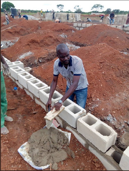 Offa Bank Robbery: See What Offa Residents Are Doing After the Robbery Attack Which Left Many Dead [Photos]