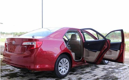 MADNESS!!! Popular Artiste Mr Shaa Buys A New 2013 Camry For His Cex Doll, ‘Tontoh’ [Photos]