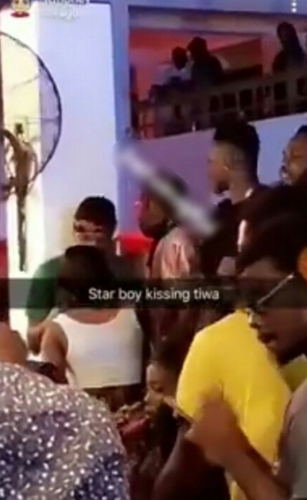  Finally, Wizkid Caught Passionately Kissing Tiwa Savage in A Club In Ghana [Photos/Video]