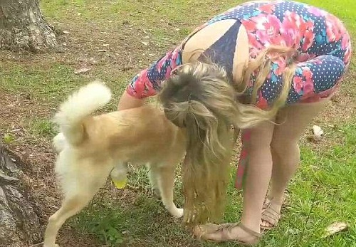 Unbelievable: Meet The Woman Who Drinks Her Own Dog’s Urine To Cure Her Acne [Photos]