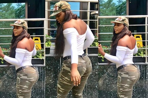Female Endowed Nigerian Soldier Celebrates Her Birthday in A Special Way [Photos]