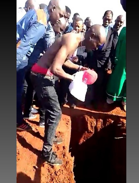 End time burial!!!27-year-old Millionaire Buried with Cash, Beer, Phones and Expensive Items