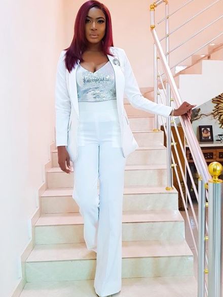 Why I Fires Serious Prayers before Going on Instagram – Chika Ike