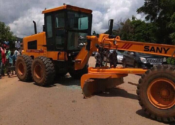 BREAKING: Senator Dino Melaye Attacked By Men In Army Uniforms In Kogi State [Photos]